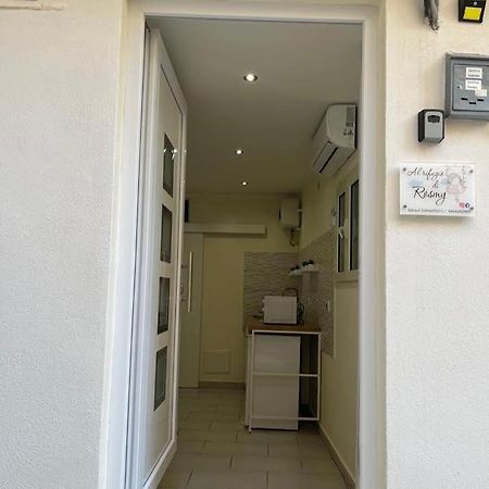 Al Rifugio Di Rosmy Apartment Bari Luaran gambar